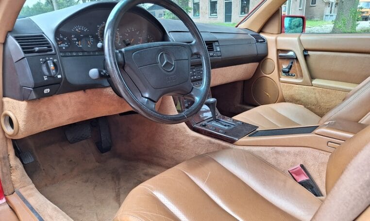 Mercedes Benz 500 SL Rood Met Beige Leder 109000 Mijl 0