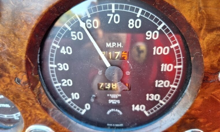 Jaguar XK120 DHC Zwart Met Rood Leder 0