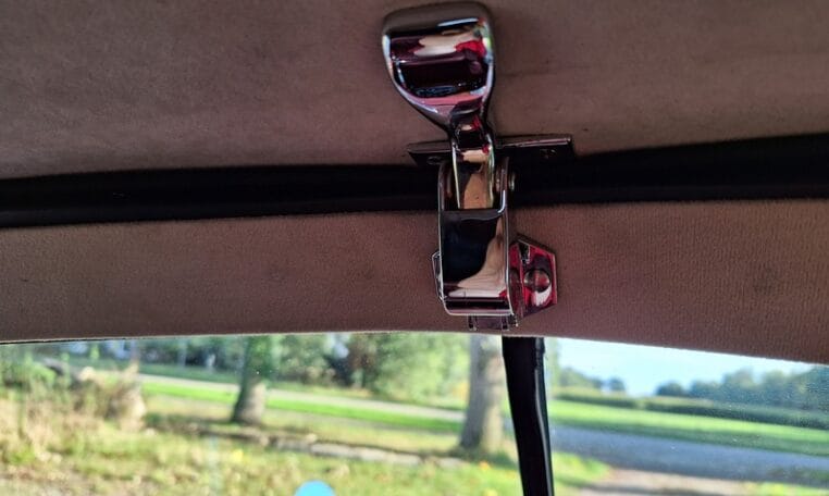 Jaguar XK120 DHC Zwart Met Rood Leder 0