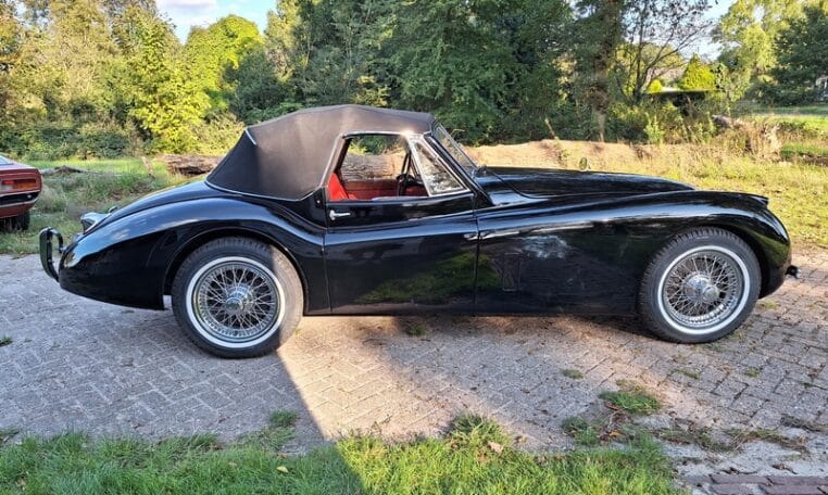 Jaguar XK120 DHC Zwart Met Rood Leder 0