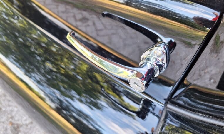 Jaguar XK120 DHC Zwart Met Rood Leder 0