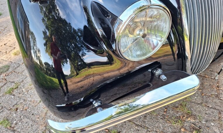 Jaguar XK120 DHC Zwart Met Rood Leder 1