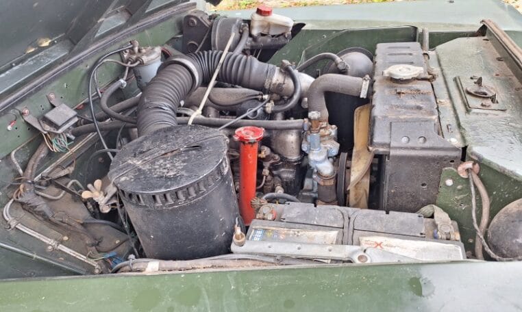 Land Rover Defender 88 Donkergroen Met Groen Stof 21000 Km 0