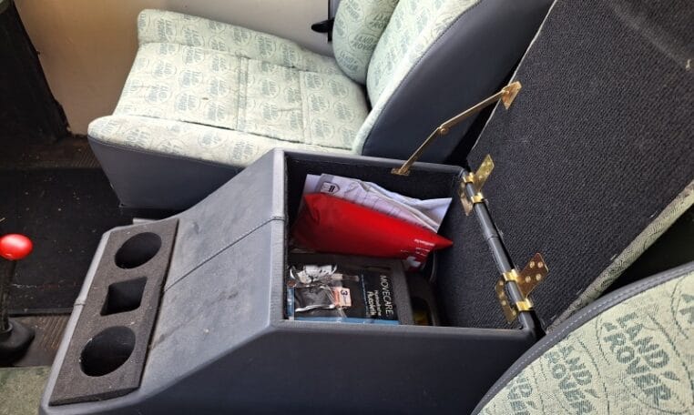 Land Rover Defender 88 Donkergroen Met Groen Stof 21000 Km 0