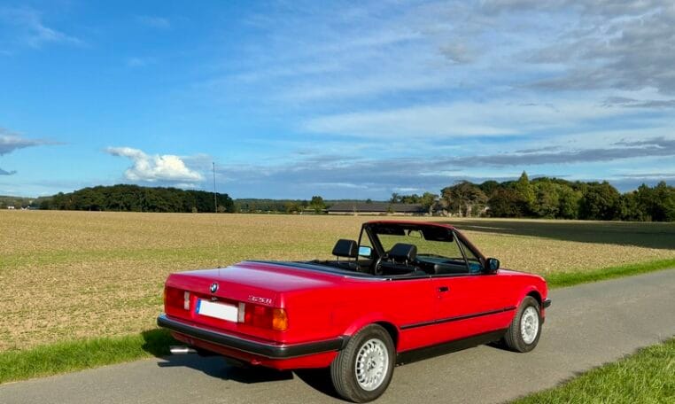 BMW 320i Cabrio E30 Rood Met Zwart Leder 148000 Km 0