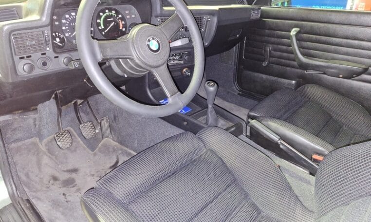 BMW 323i E21 6 Cyl. Groen Met Zwart Stof Recaro Sportinterieur 89000 Km 0