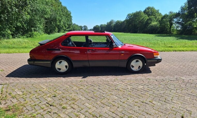 Saab 900 S 16V Rood Met Grijs Leder Interieur 94000 Km 0