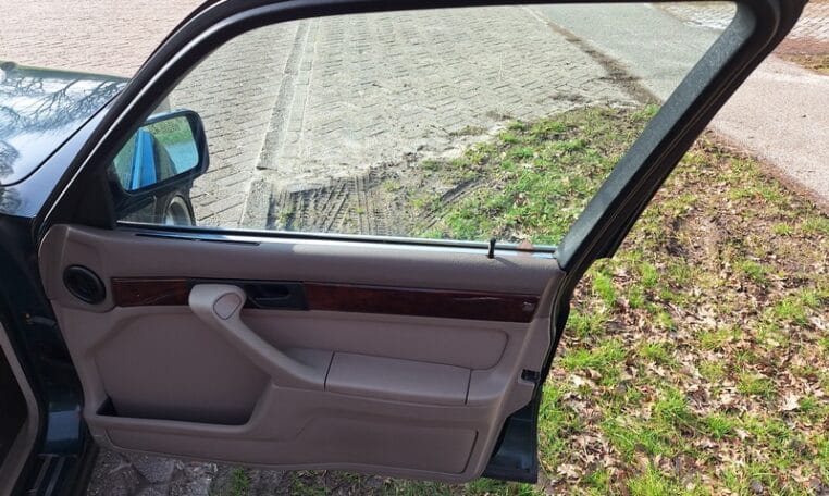 BMW 730i Aut. Donkergroen Met Beige Leder 0