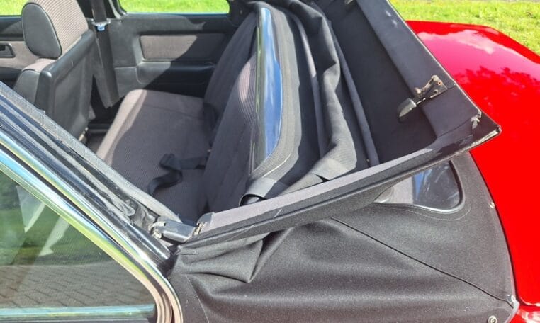 BMW 325i E30 Baur Cabriolet Rood Met Grijs Stof 152000 Km 0