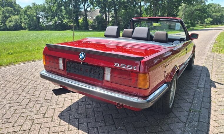 BMW 325i Cabrio E30 Weinrot Metallic 243000 Km Met Grijs Stof Interieur 0