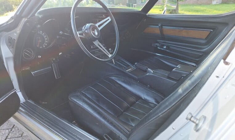 Chevrolet Corvette C3 Targa Zilver Met Zwart Leder 28000 Miles 0