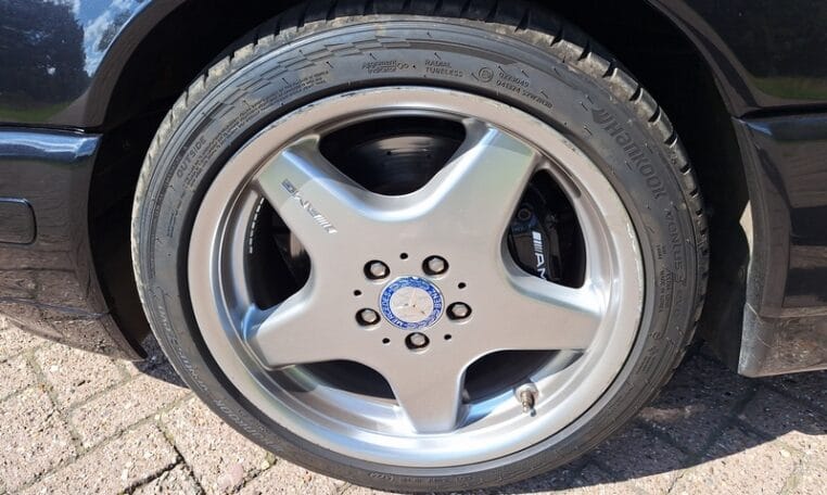 Mercedes Benz 320 SL Final Edition Zwart Met Zwart Leder 244000 Km 0