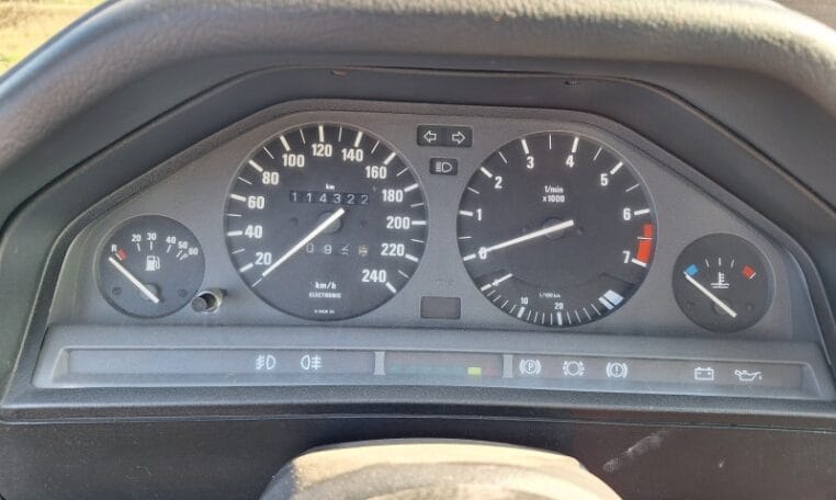 Oto's Voor BMW 325i Cabrio E30 M Tech II 114000 Km Lakzwart Met Zwart Leder 0