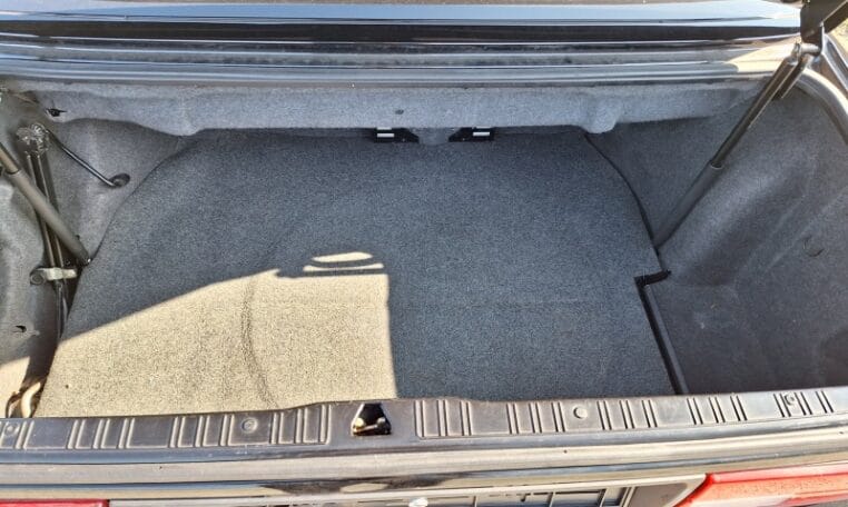 Oto's Voor BMW 325i Cabrio E30 M Tech II 114000 Km Lakzwart Met Zwart Leder 0