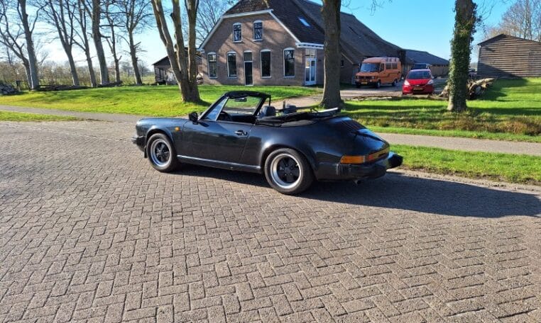 Oto's Voor Porsche 3.0 SC Cabrio Zwart Met Zwart Lederen Sportstoelen 163000 Km 0