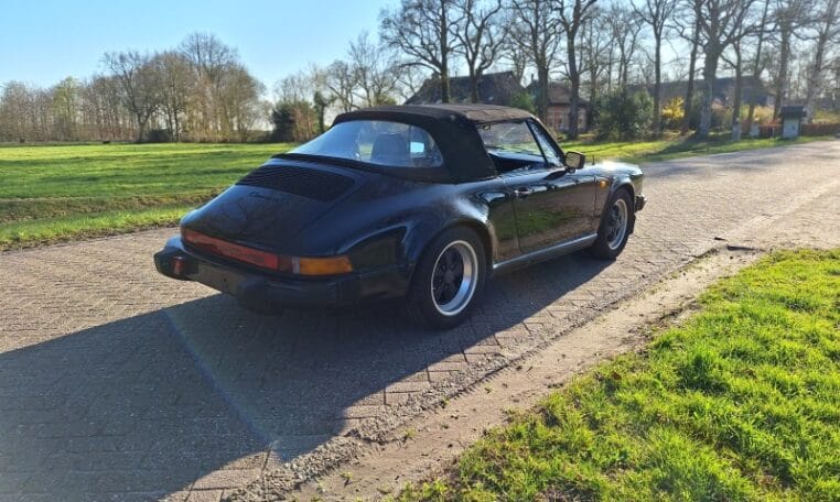 Oto's Voor Porsche 3.0 SC Cabrio Zwart Met Zwart Lederen Sportstoelen 163000 Km 0