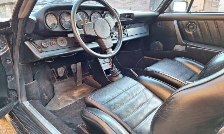 Oto's Voor Porsche 3.0 SC Cabrio Zwart Met Zwart Lederen Sportstoelen 163000 Km 0