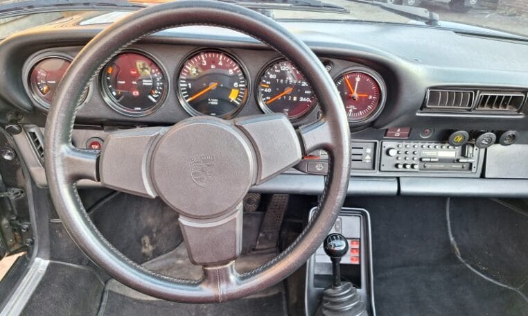 Oto's Voor Porsche 3.0 SC Cabrio Zwart Met Zwart Lederen Sportstoelen 163000 Km 0