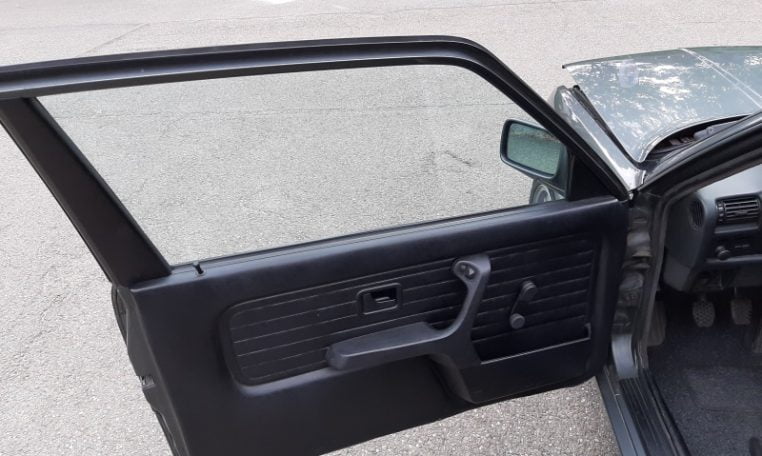 BMW 325i Coupe E30 M Tech II Delfingrijs 173000 Km 