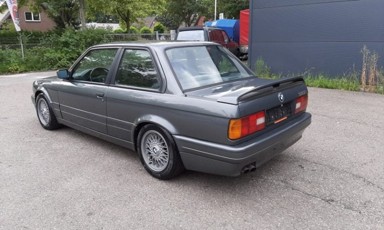 BMW 325i Coupe E30 M Tech II Delfingrijs 173000 Km 