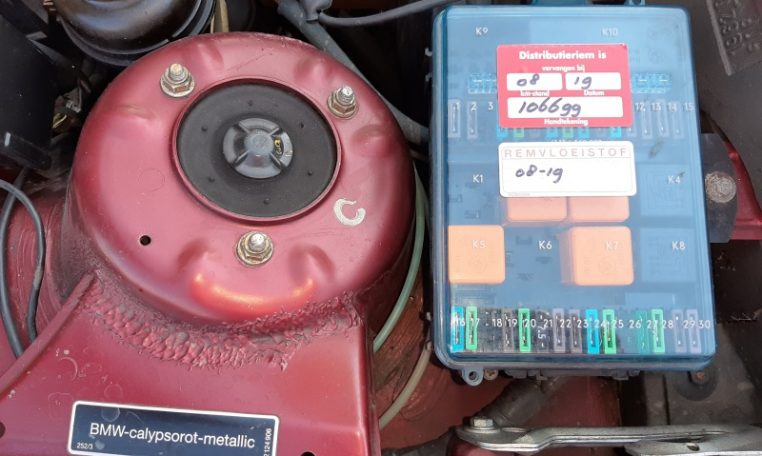 BMW 325i Cabrio E30 Last Edition Calypsoroot Metallic 106000 Km