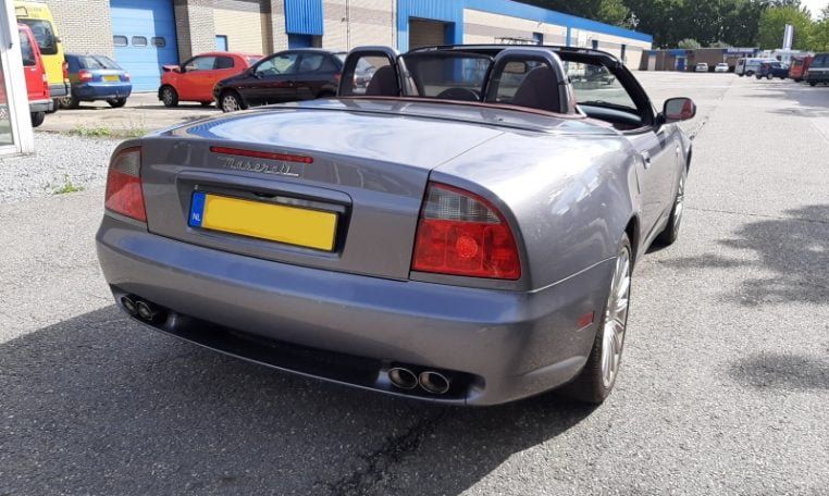 Maserati 4200 Spyder V8 Grijs Met Rood Leder 48000 Km 30000 Mijl