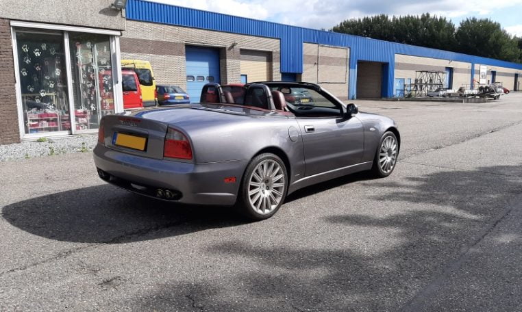 Maserati 4200 Spyder V8 Grijs Met Rood Leder 48000 Km 30000 Mijl