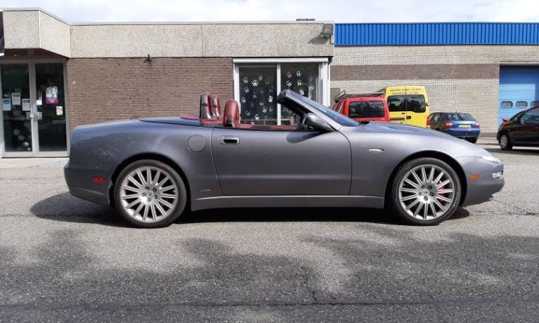 Maserati 4200 Spyder V8 Grijs Met Rood Leder 48000 Km 30000 Mijl