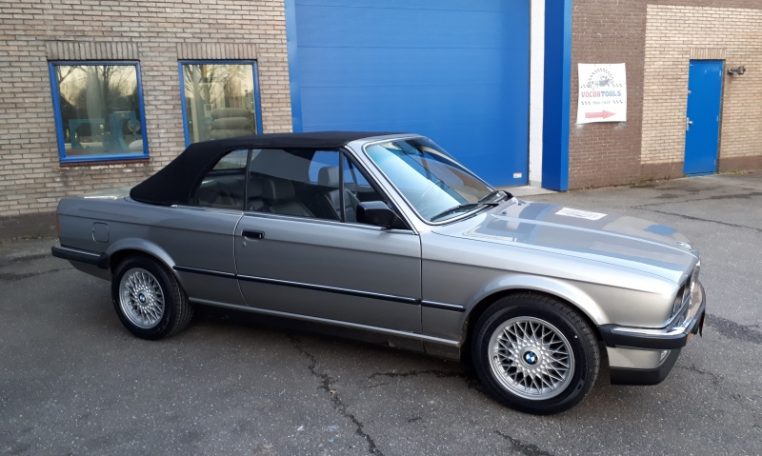 BMW 325i E30 Lachssilber Metallic 170000 Km Zwart Leder