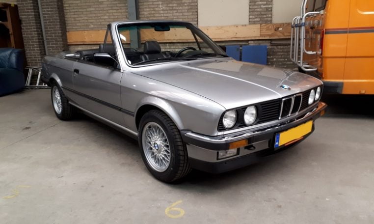 BMW 325i E30 Lachssilber Metallic 170000 Km Zwart Leder