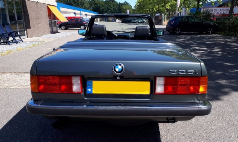 BMW 325i Cabrio E30 Delfingrijs Metallic 162000 Km Zwart Leder