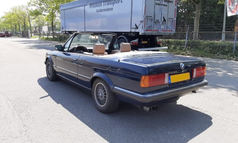 BMW 320i Cabrio E30 Automaat Atlantikblauw 226000 Km