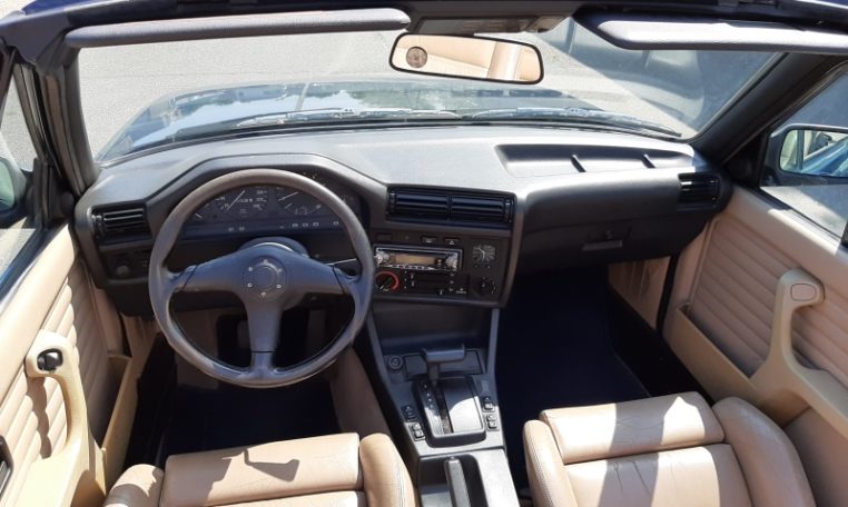 BMW 320i Cabrio E30 Automaat Atlantikblauw 226000 Km