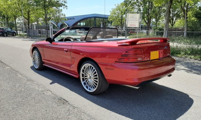 Ford Mustang GT 5.0 HO Cabrio Bordeauxrood 96000 Mijl
