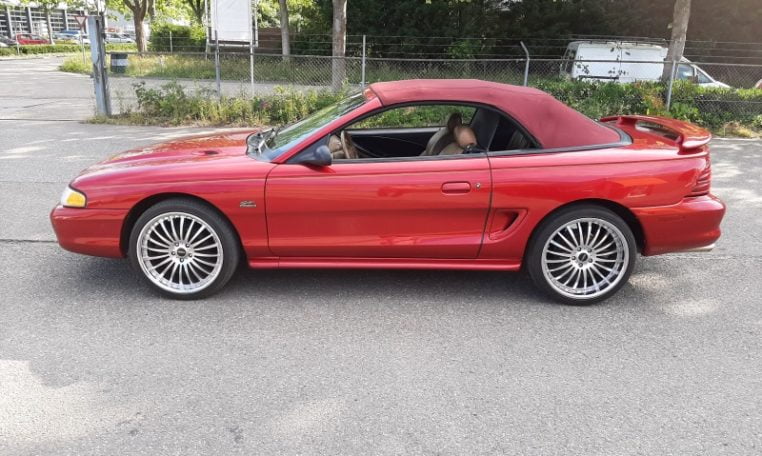 Ford Mustang GT 5.0 HO Cabrio Bordeauxrood 96000 Mijl