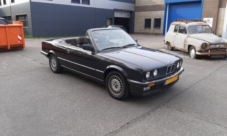 BMW 325i Cabrio E30 Diamantzwart Grijs Stof 172000 Km