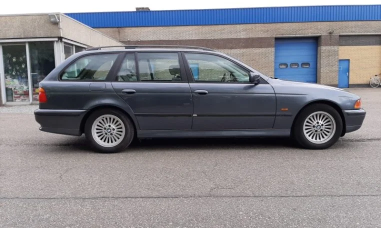 Belle BMW 540i E39 Touring youngtimer, année de