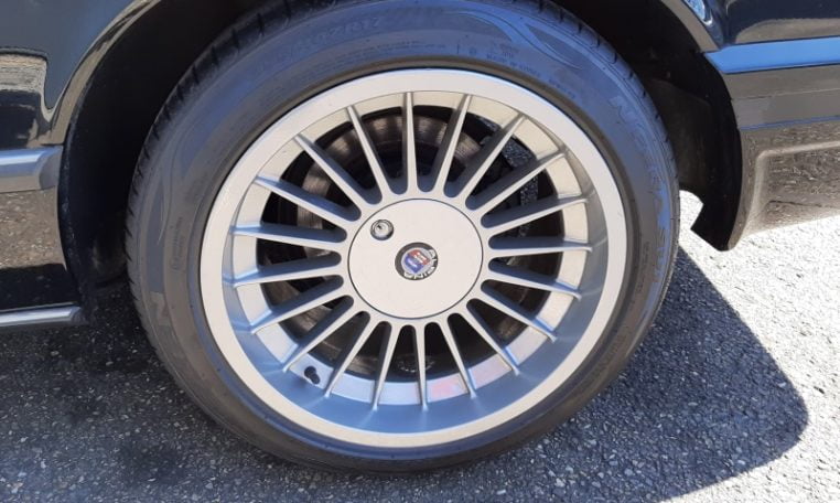 BMW M6 Zwart Met Grijs Leder Interieur 128000 Mijl