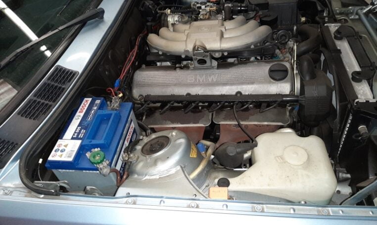 BMW 325iA Cabrio Gletscherblau 176000 Km