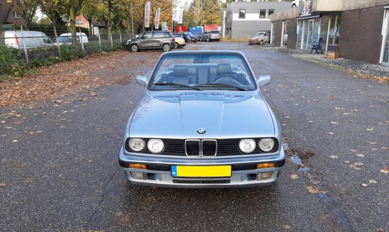 BMW 325iA Cabrio Gletscherblau 176000 Km