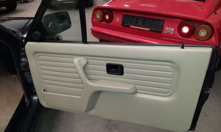 BMW 325i Cabrio E30 Diamantzwart Beige Leder 151000 Km