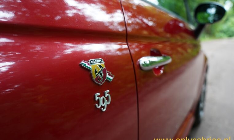 Fiat 500 Abarth 595 Bordeauxrood 0