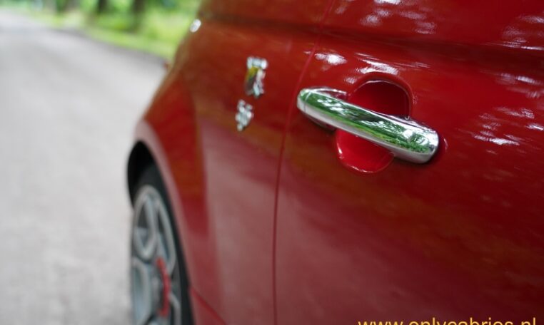 Fiat 500 Abarth 595 Bordeauxrood 0
